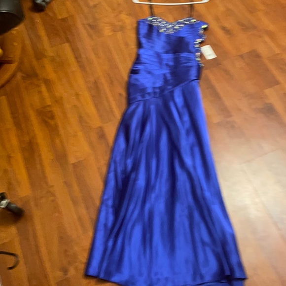Prom dress size 7 blue with sequins - Picture 1 of 2